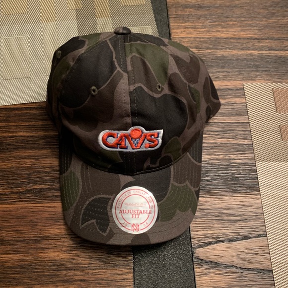 Brand new Cleveland Cavaliers Camo hat - Picture 1 of 2